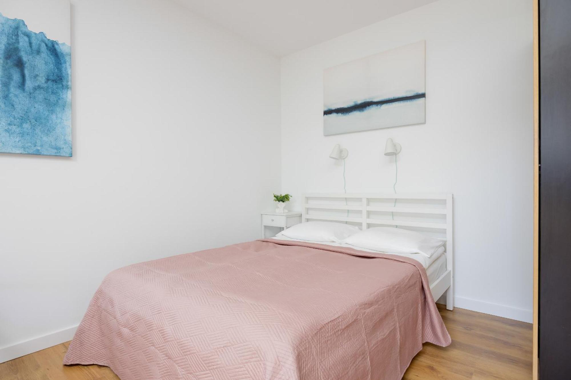 Apartment Exceptional With Parking And Garden By Renters Warschau